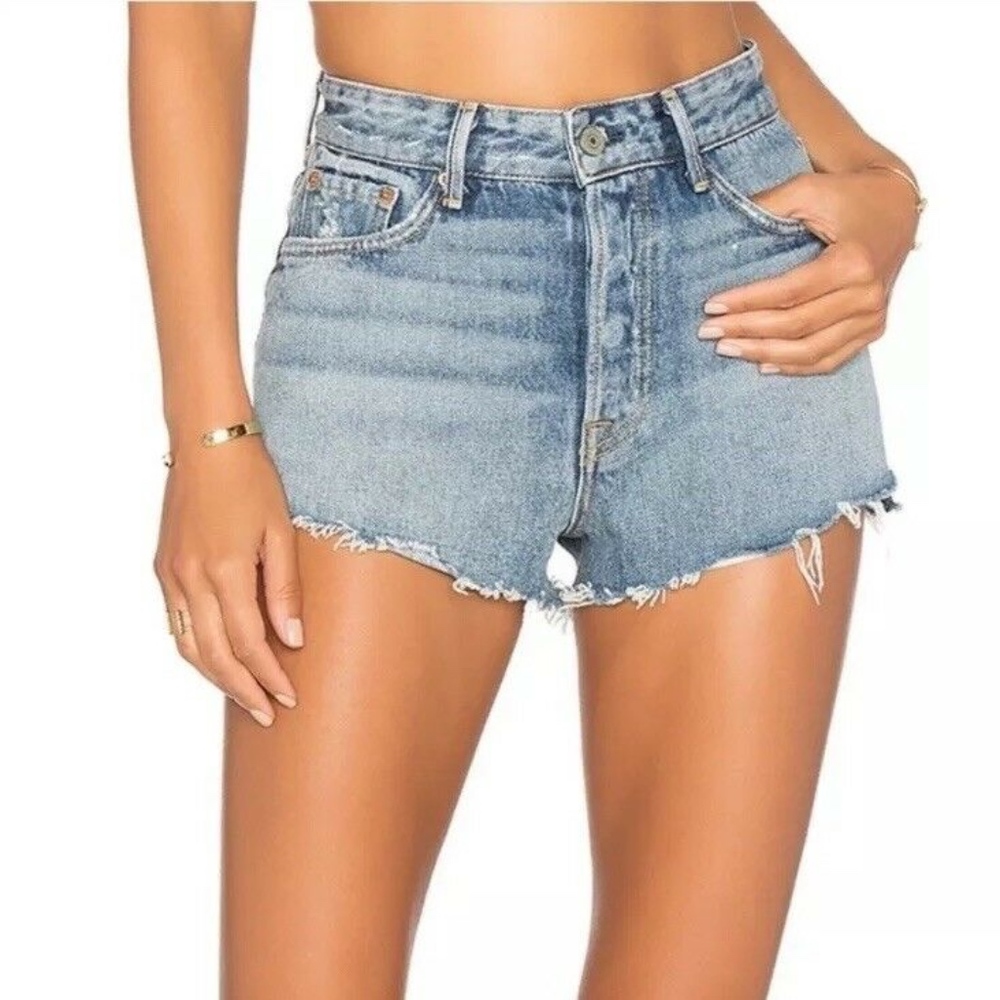 GRLFRND | Cindy High-Rise Cut Off Short